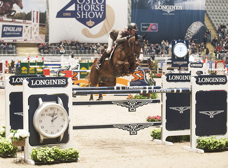 Italy’s Alberto Zorzi was the surprise winner of today’s first leg of the Longines FEI World Cup™ Jumping 2016/2017 Western European League riding Fair Light van T Heike. © Mette Sattrup/FEI