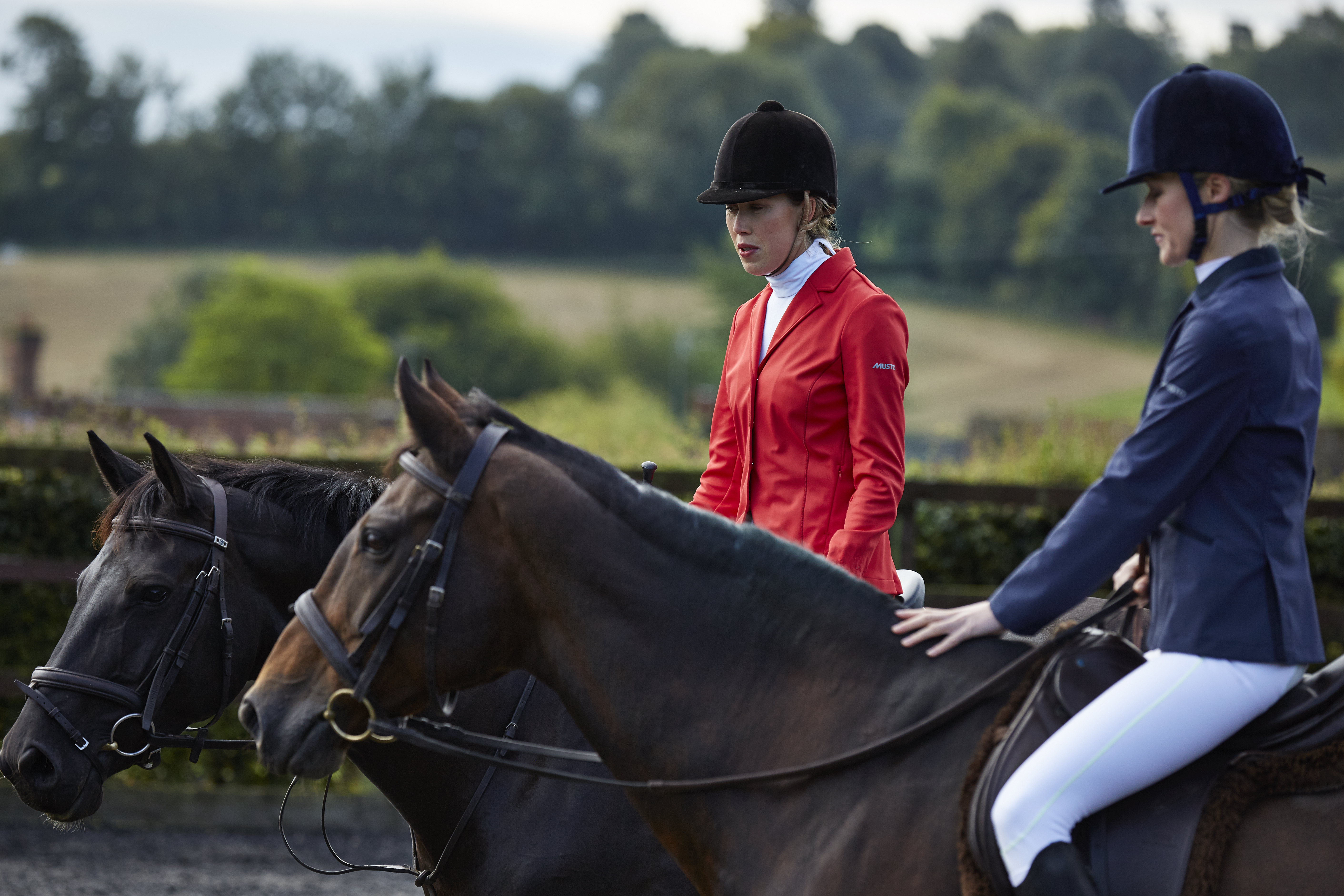 CE3240_CE3230_Red_Navy_1 (1)