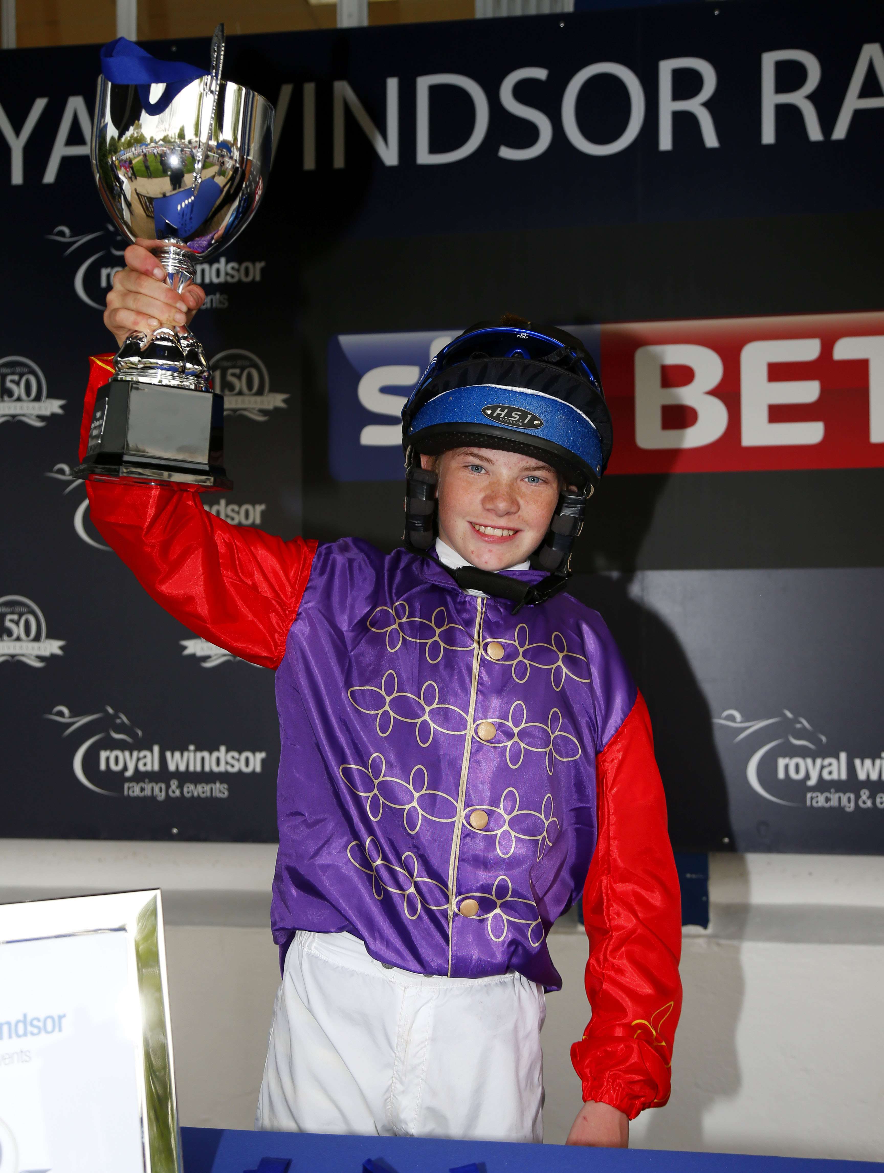 Digby Sheperd (winning rider) (2)