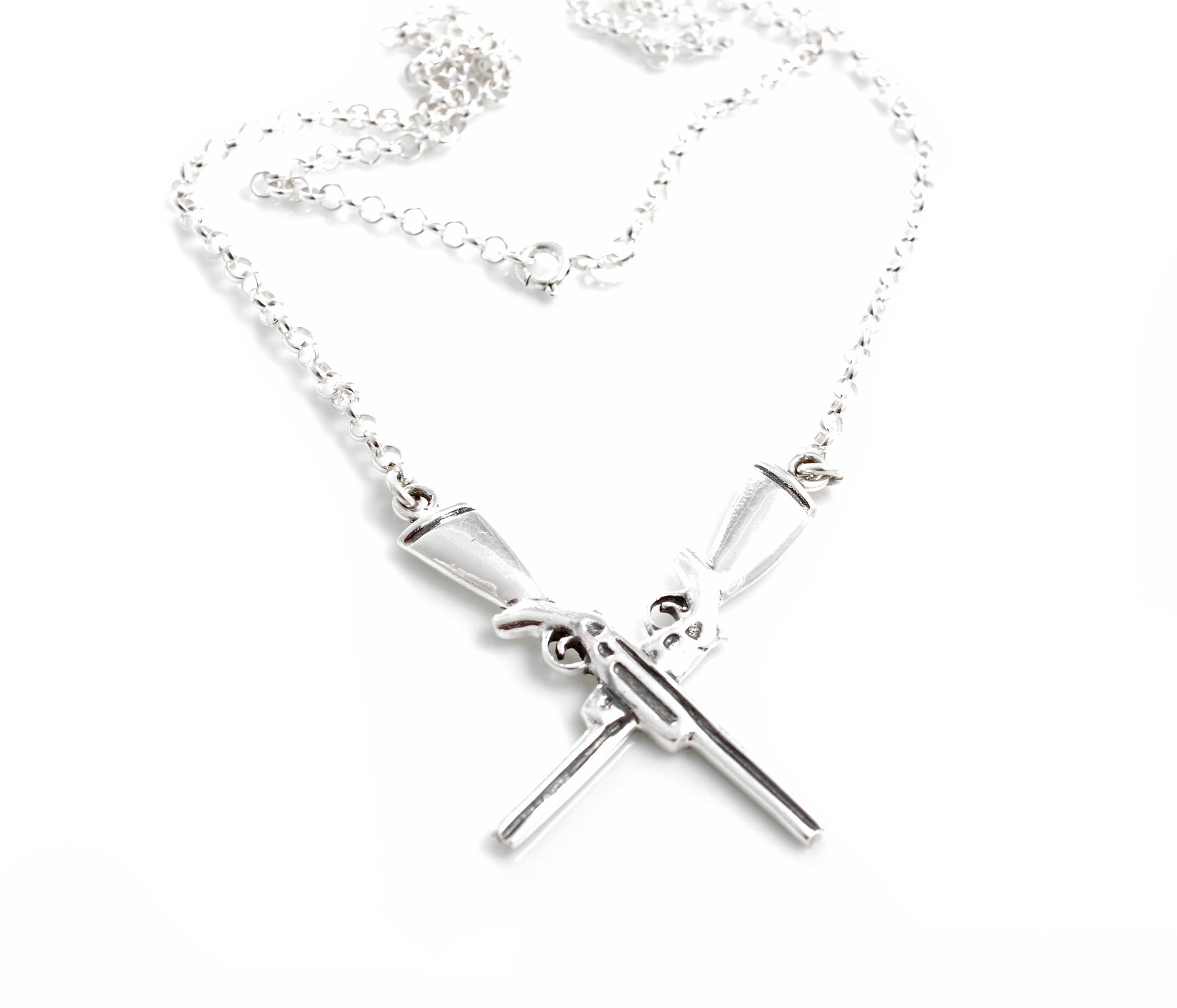 rsz_shotgun_crossed[5]