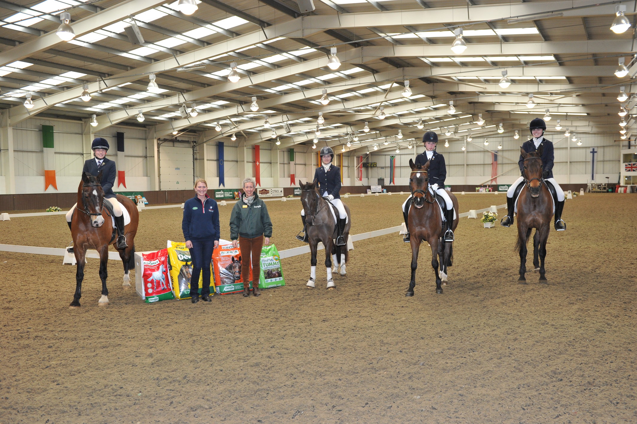 rsz_winners_1-3rd_with_lisa_wilson_dengie_and_gb_dressage_rider_hayley_watson-greaves_2